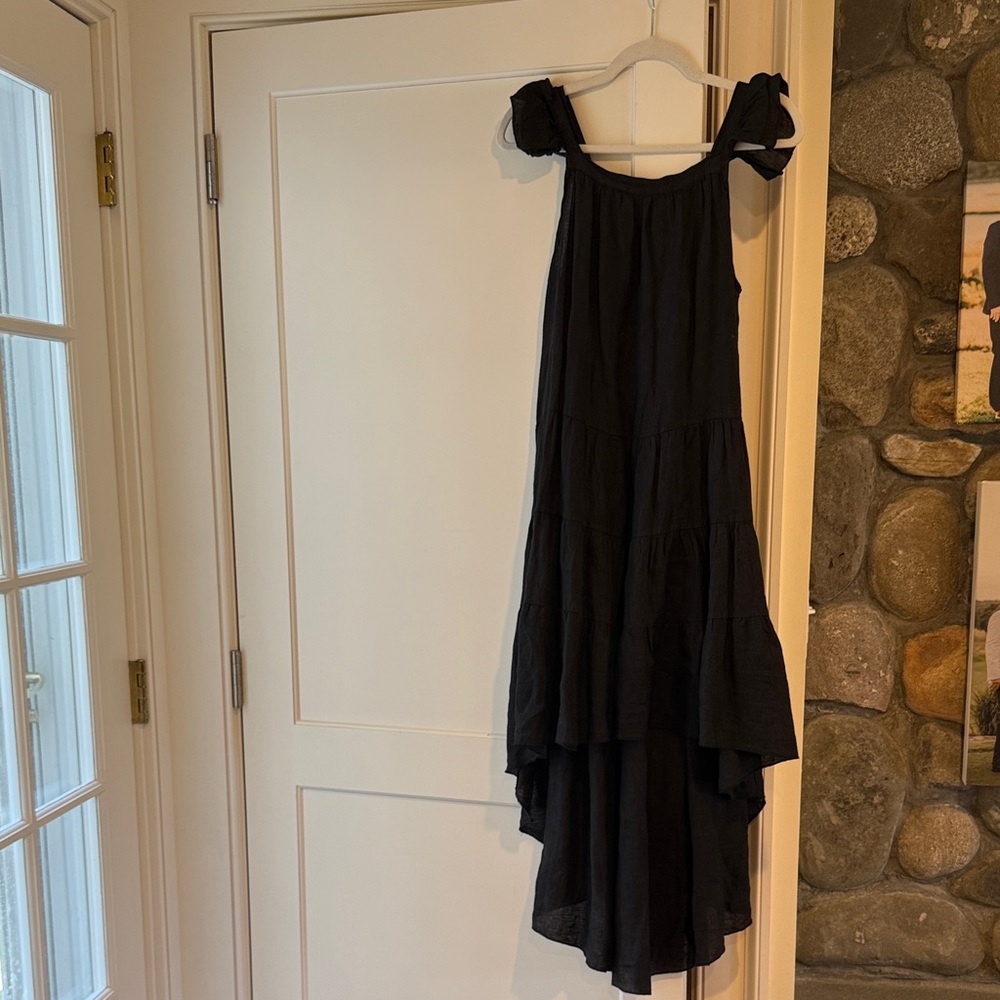 BOGNAR BLU Palm Beach Black Ruffle Shoulder Hi-Low Layered Black Linen Dress